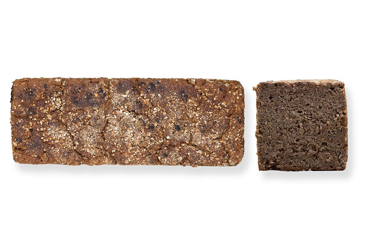 Grobes Roggenvollkornbrot Bioland im Anschnitt mit dichter, saftiger Krume – Bio Bäckerei Berger Reutlingen