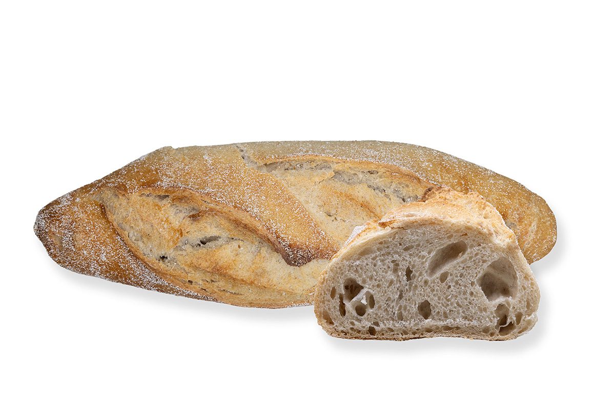 Baguette aus Dinkel-Ruchmehl in Bio-Qualität als knusprige Stange mit Anschnitt – Bio Bäckerei Berger